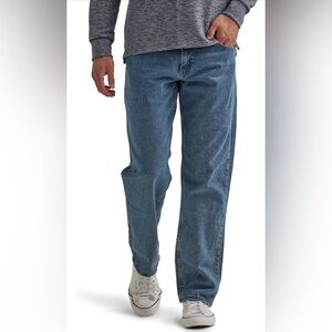 Wrangler Authentics Mens Classic 5-Pocket Relaxed Fit Flex Jeans